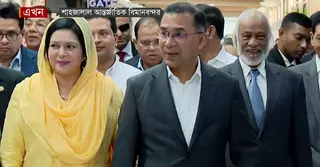 জাতিসংঘ সফর শেষে দেশে ফিরেছেন প্রধানমন্ত্রী
